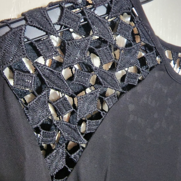 ZAC & RACHEL BLOUSE - Picture 2 of 11